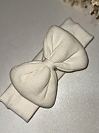 Esnek kumaş bebek bandanası