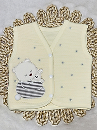 Ponponlu sarı renk  Bebek yelek