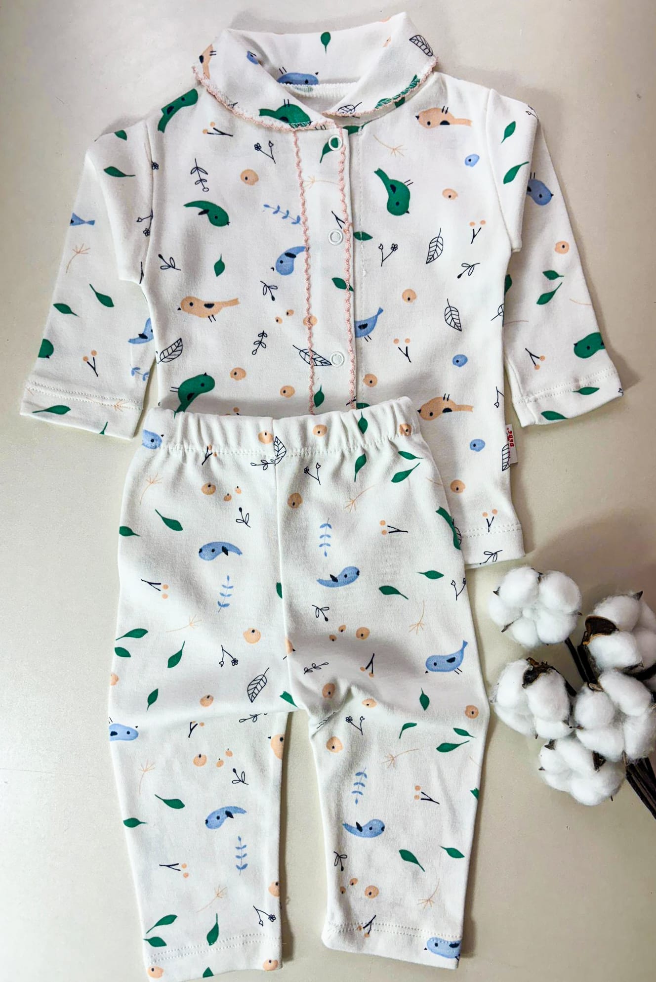 Kız bebek ikili takım