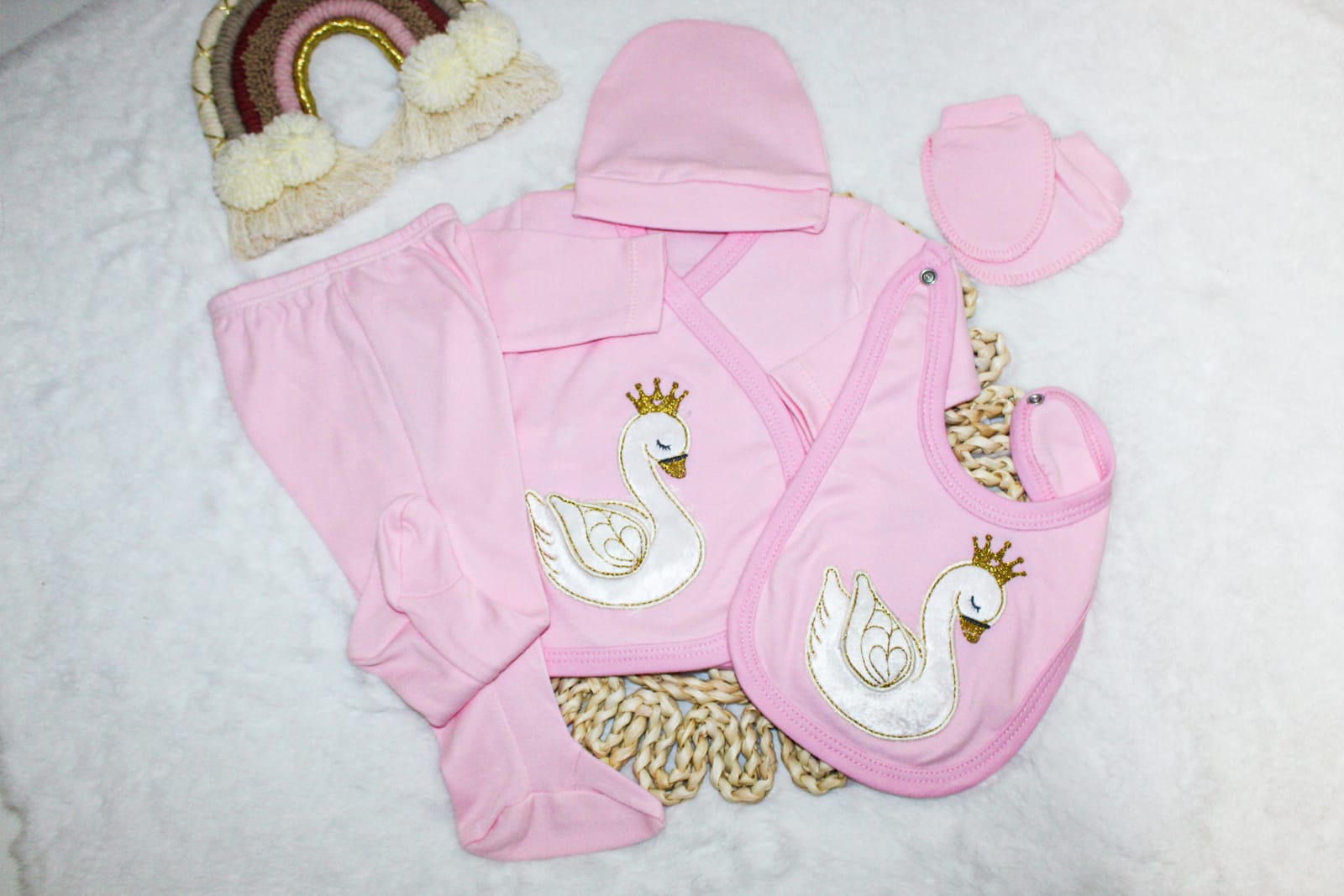 Kuğu  temalı kız bebek 5'li hastane çıkış seti