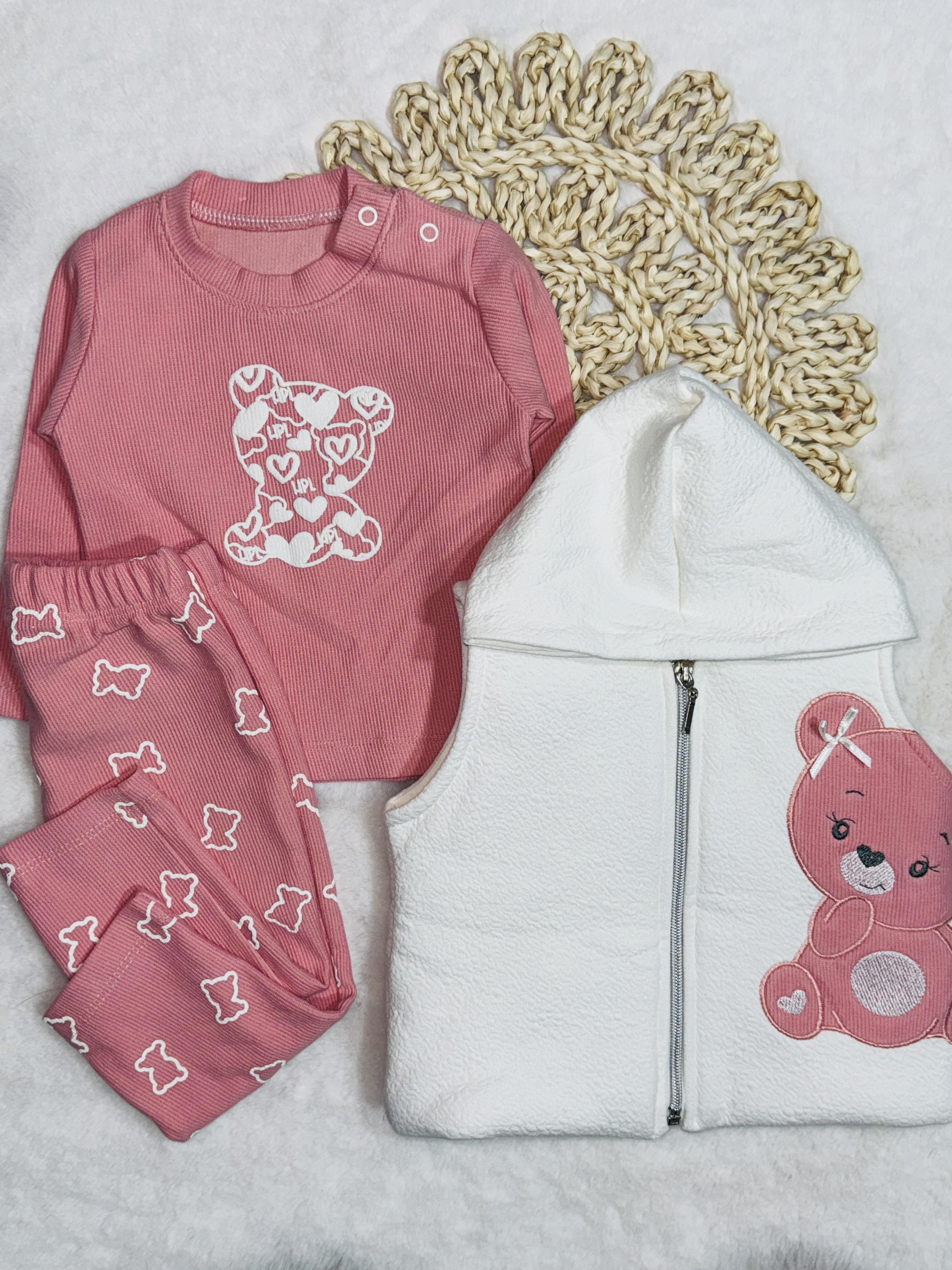 Ayıcık nakışlı kız bebek yelekli 3’lü takım