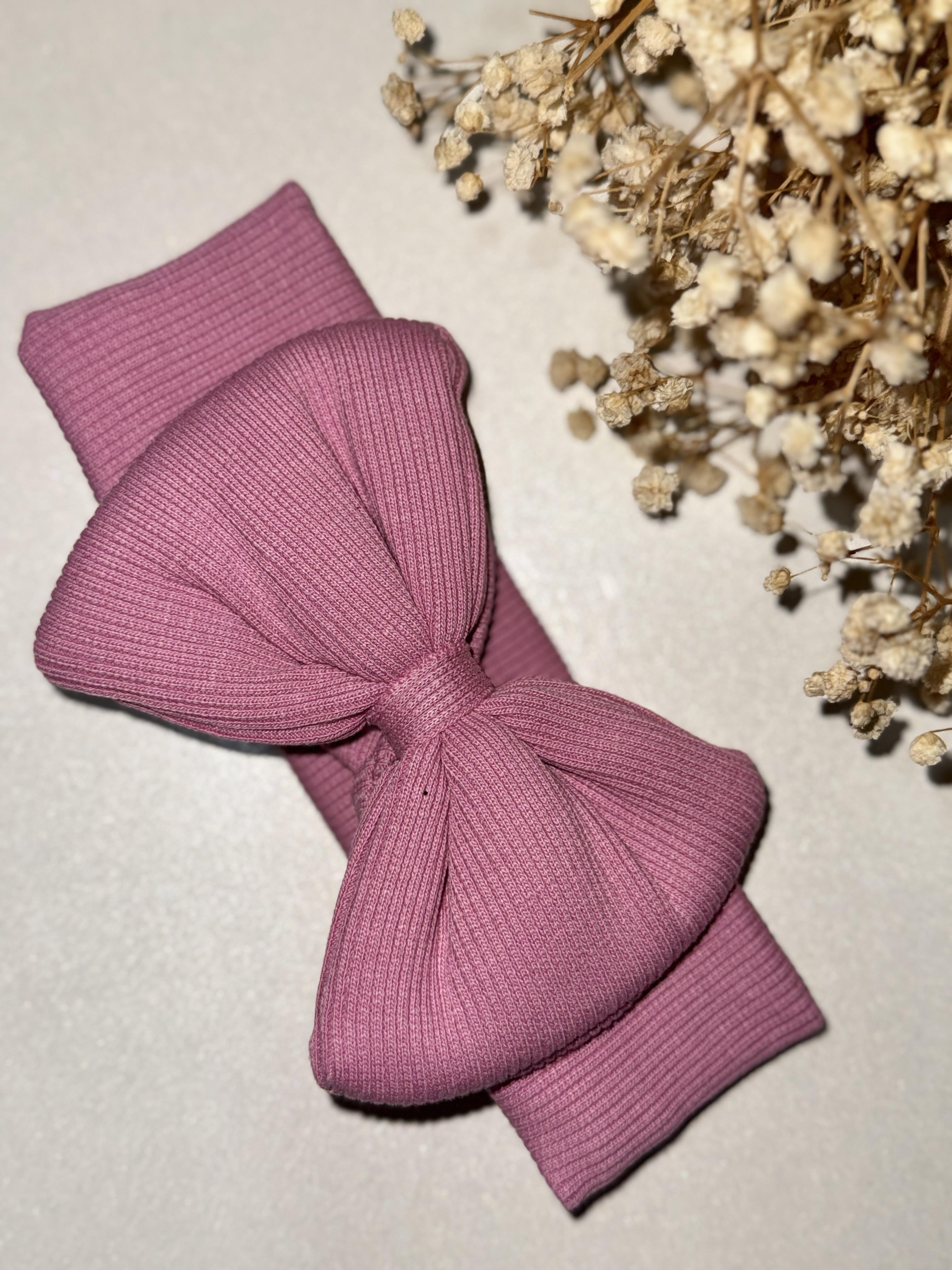 Esnek kumaş bebek bandanası