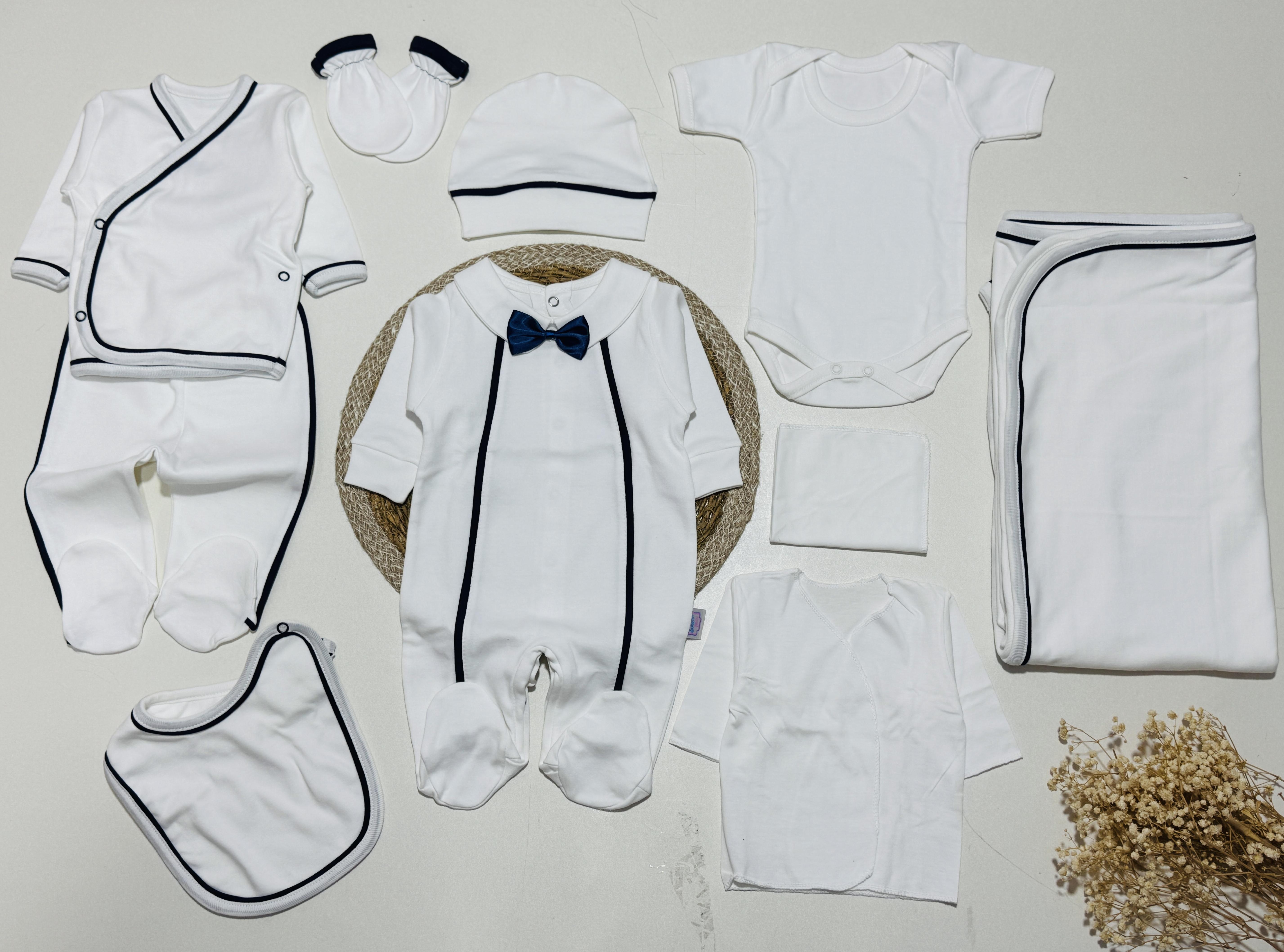 Papyonlu 10 parça erkek bebek hastane çıkışı